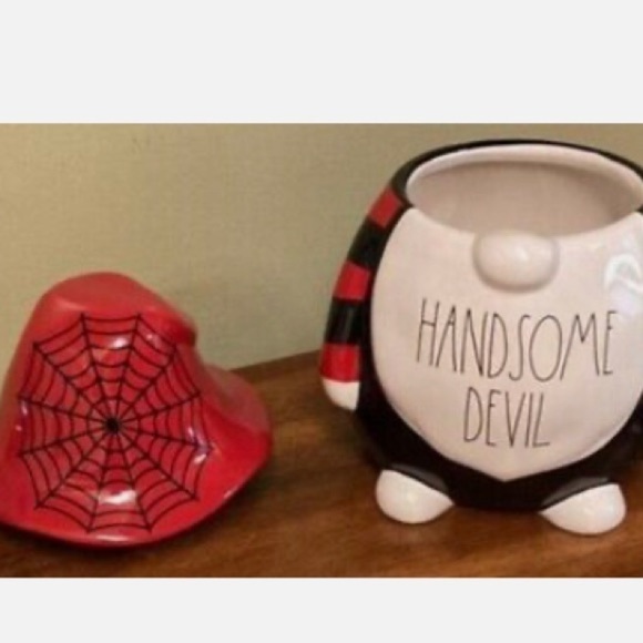🎉 Hosts Pick 🎉 New Rae Dunn Handsome Devil Gnome Canister - Picture 2 of 5